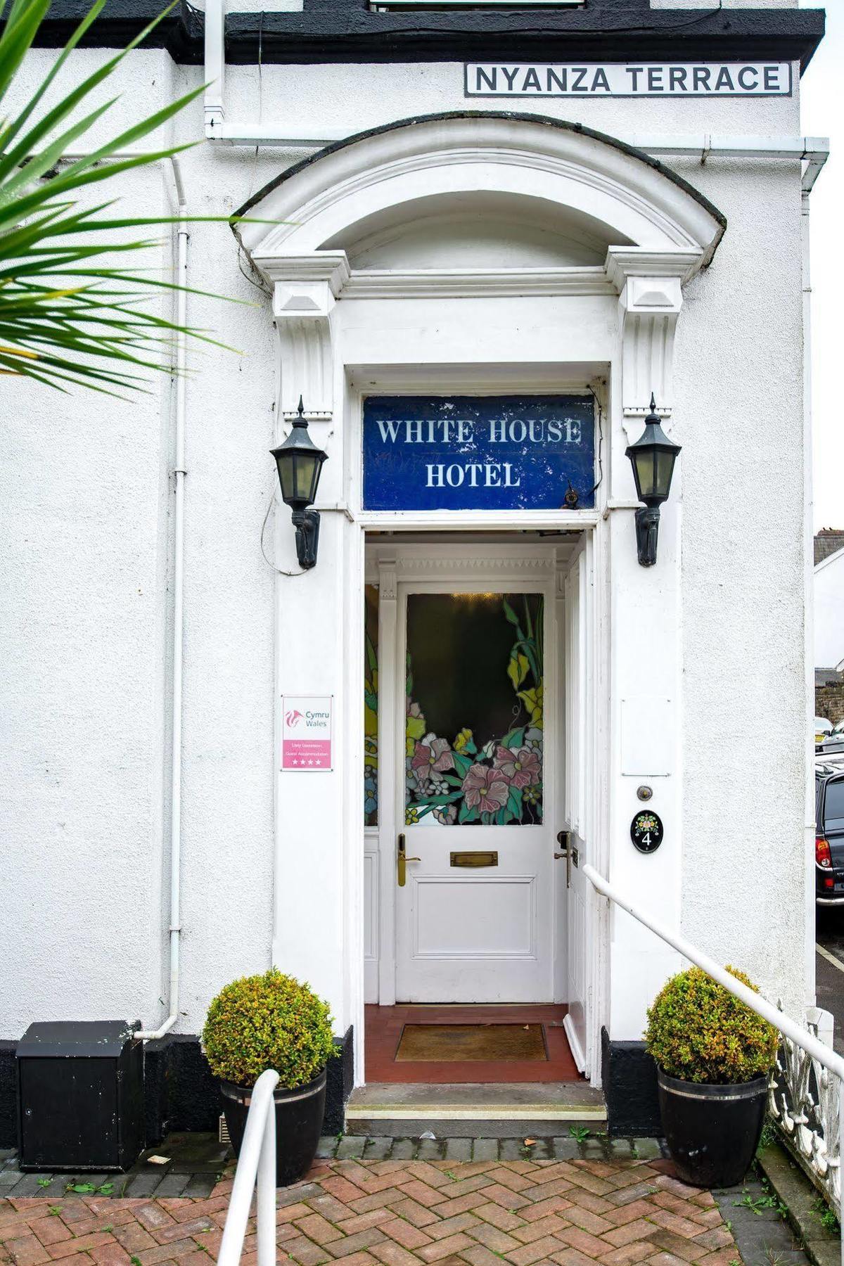 The White House By Bodacious! Swansea Esterno foto
